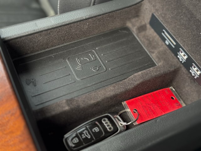 Audi A6 photo 14