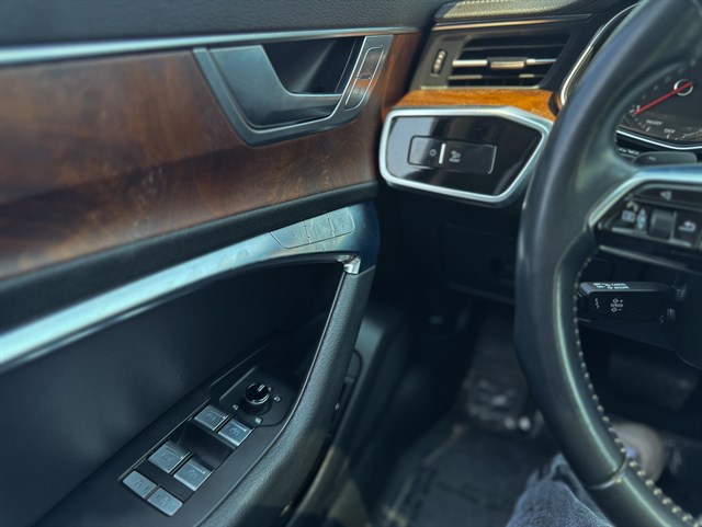 Audi A6 photo 13