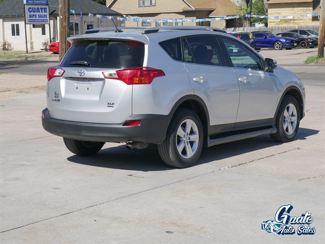 Toyota RAV4 photo 15