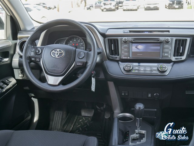 Toyota RAV4 photo 10