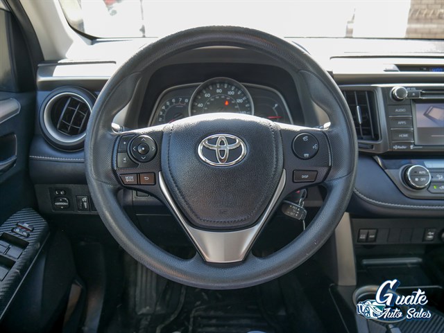 Toyota RAV4 photo 8