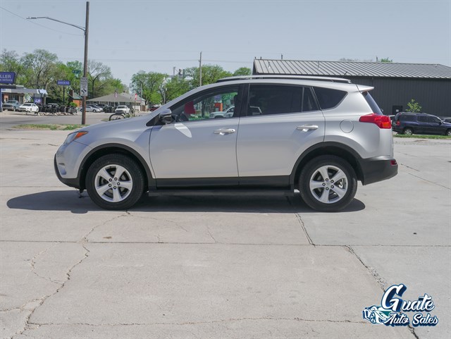 Toyota RAV4 photo 4