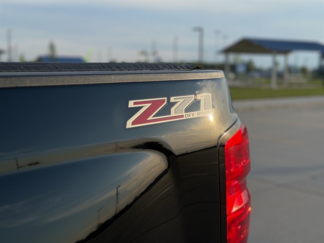 Chevrolet Silverado photo 12