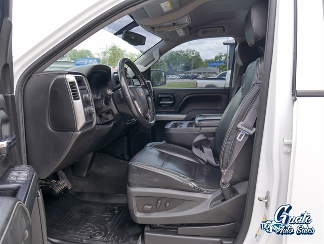 Chevrolet Silverado photo 5