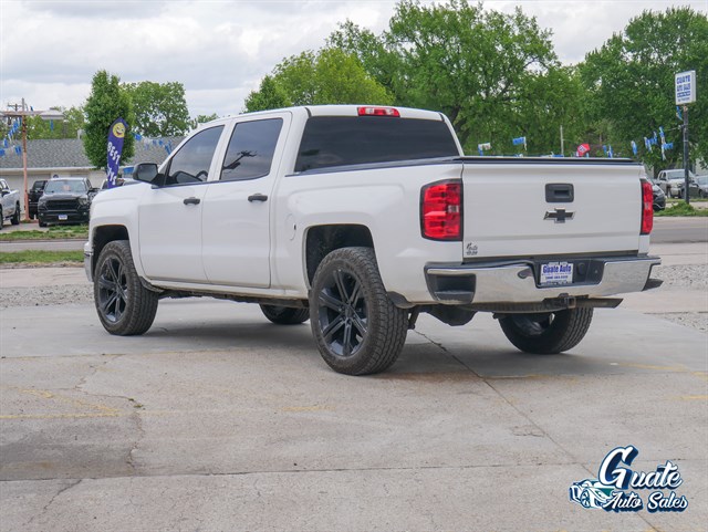 Chevrolet Silverado photo 11
