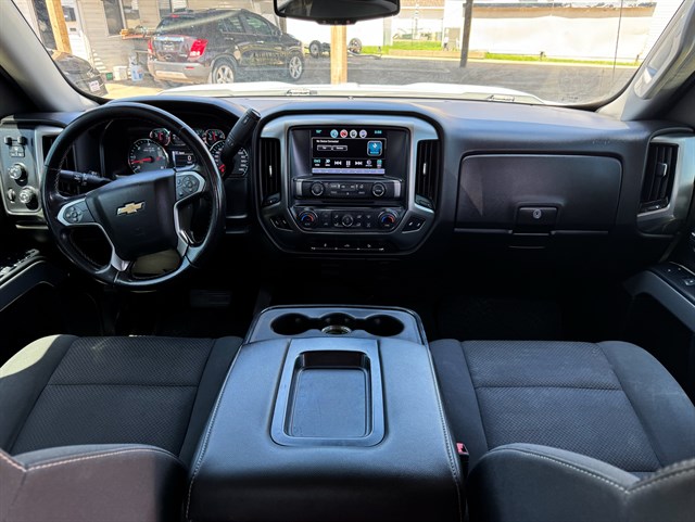 Chevrolet Silverado photo 5