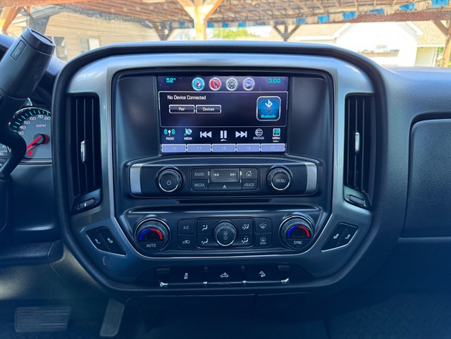 Chevrolet Silverado photo 8