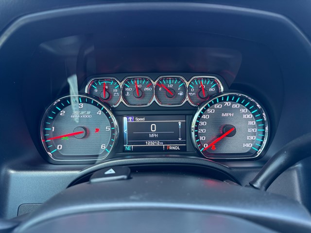 Chevrolet Silverado photo 7