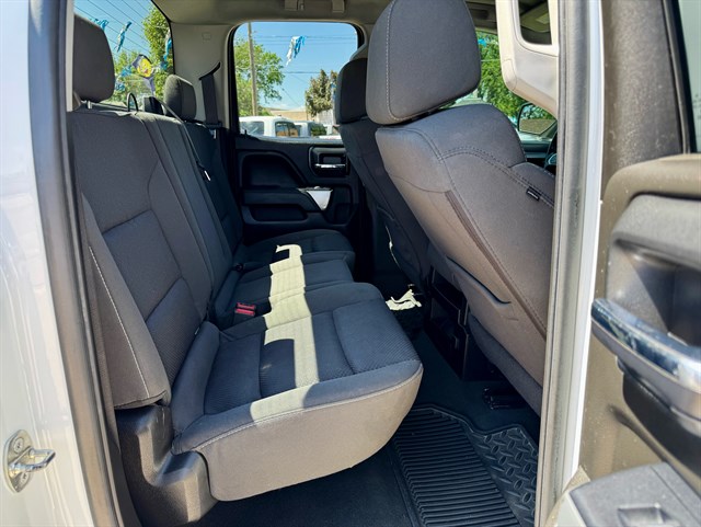 Chevrolet Silverado photo 18