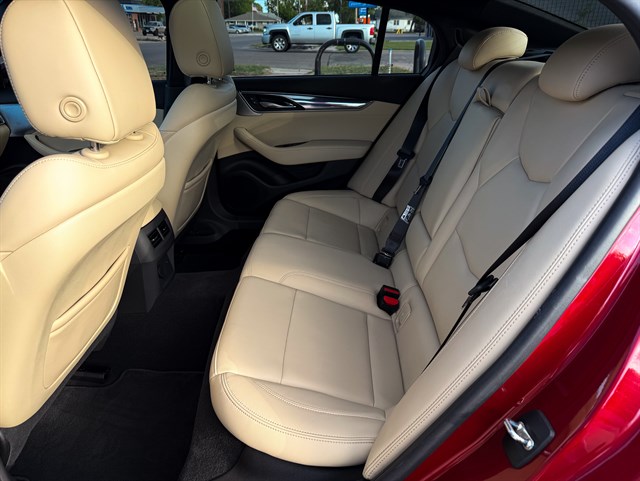 Cadillac CT5 photo 11