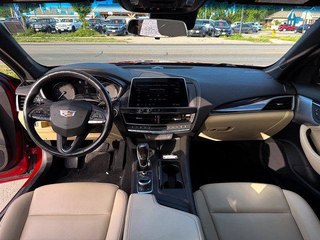 Cadillac CT5 photo 10