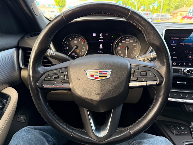 Cadillac CT5 photo 8