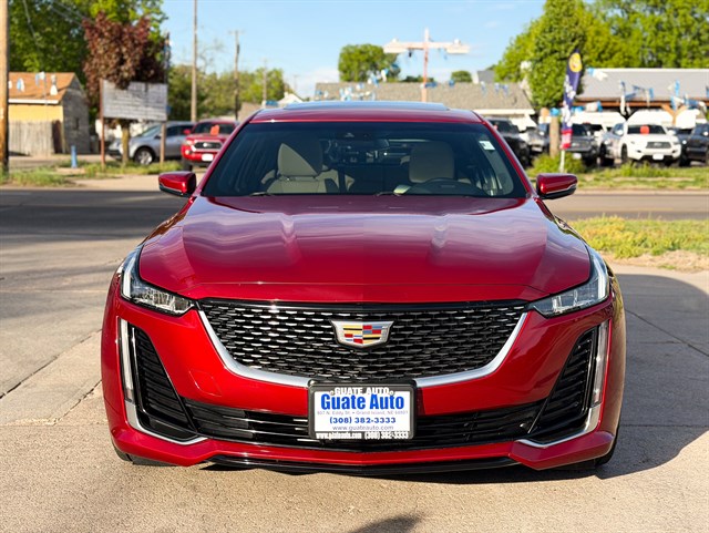 Cadillac CT5 photo 2