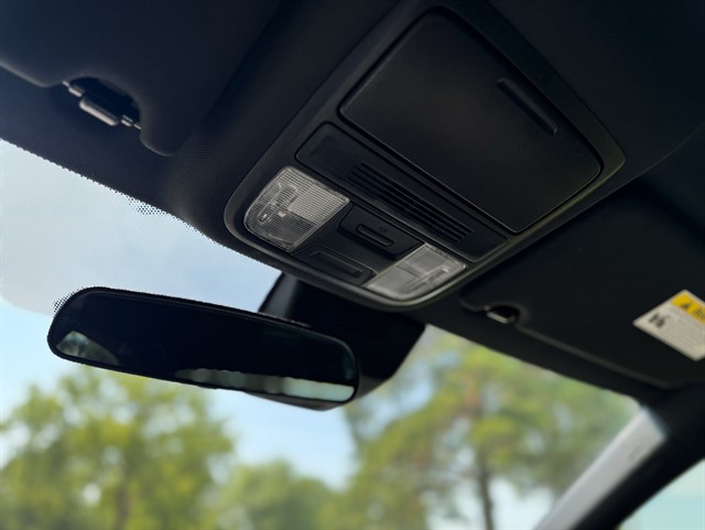 Honda Accord photo 11