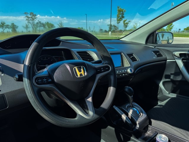 Honda Civic photo 4