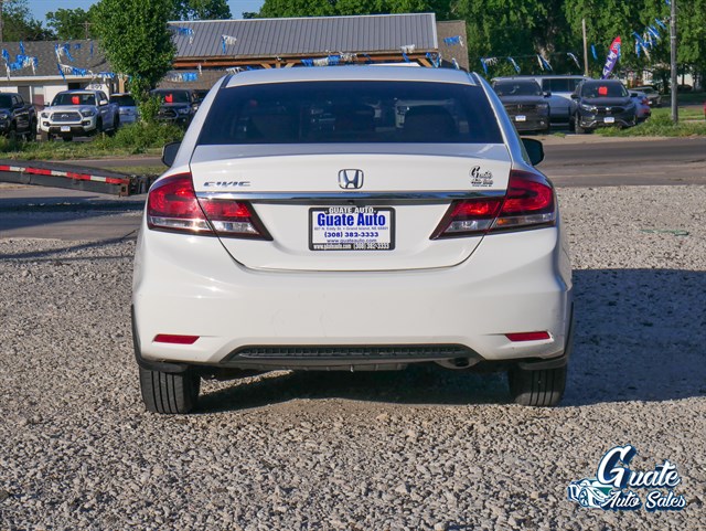 Honda Civic photo 11