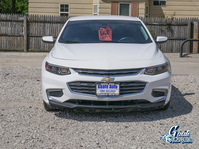 Chevrolet Malibu photo 2