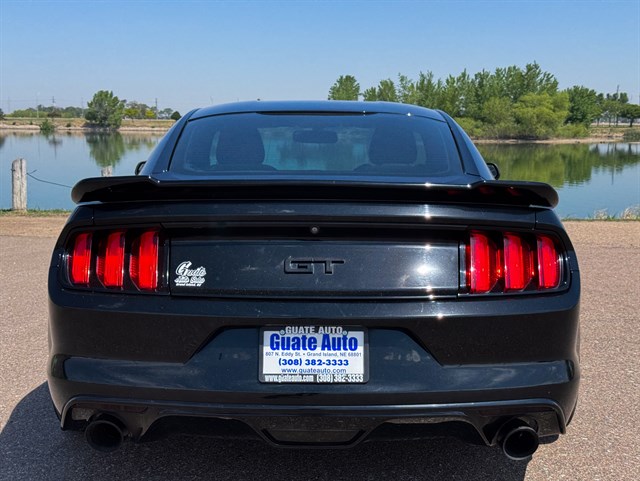 Ford Mustang photo 14
