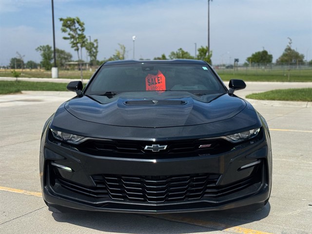 Chevrolet Camaro photo 2