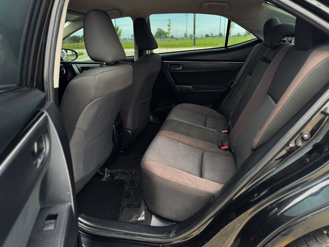 Toyota Corolla photo 11