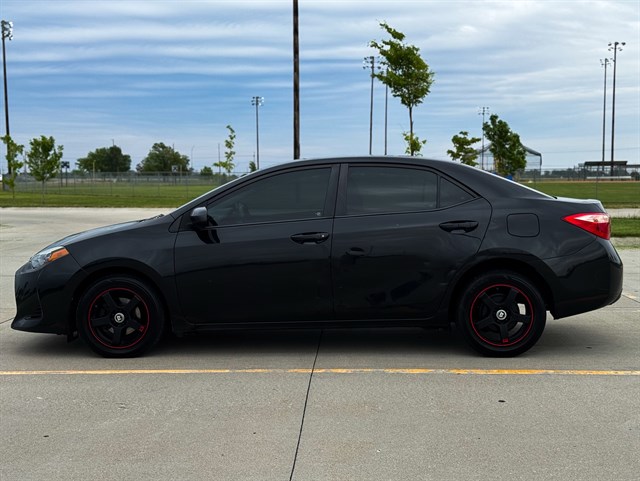 Toyota Corolla photo 12