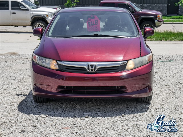 Honda Civic photo 2