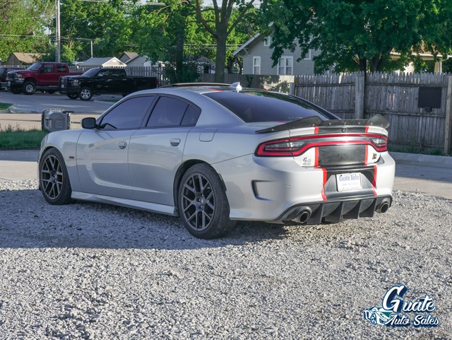Dodge Charger photo 12