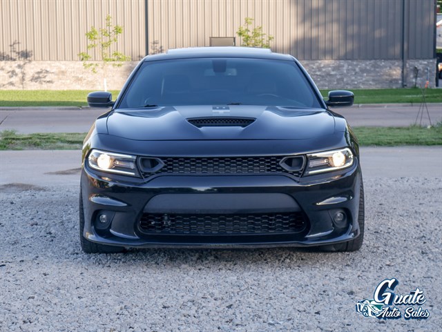 Dodge Charger photo 2