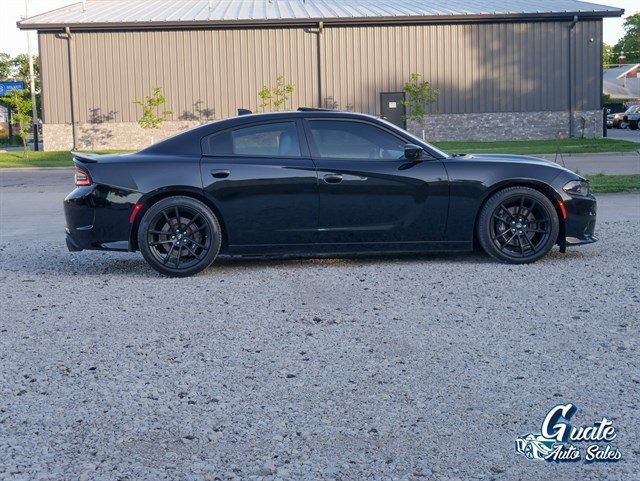 Dodge Charger photo 16