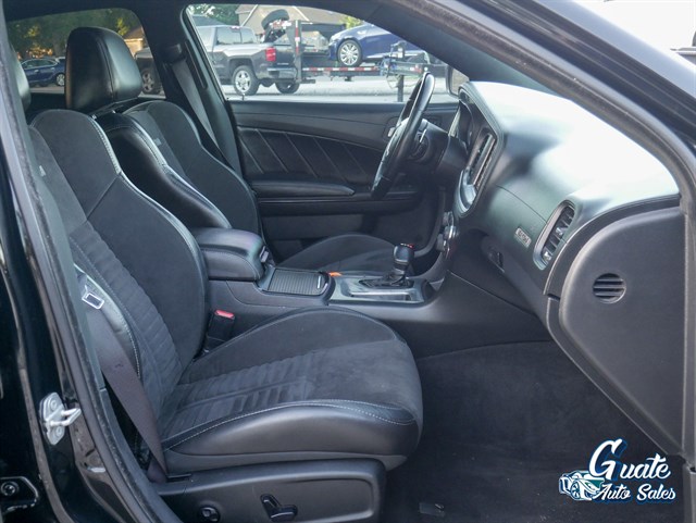 Dodge Charger photo 18