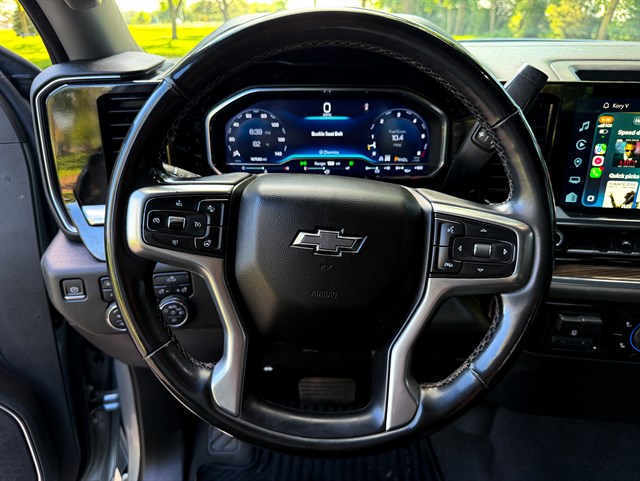 Chevrolet Silverado photo 7