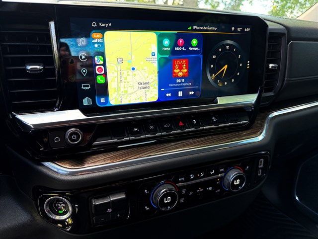 Chevrolet Silverado photo 9
