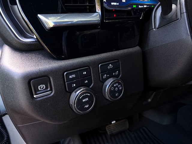 Chevrolet Silverado photo 10