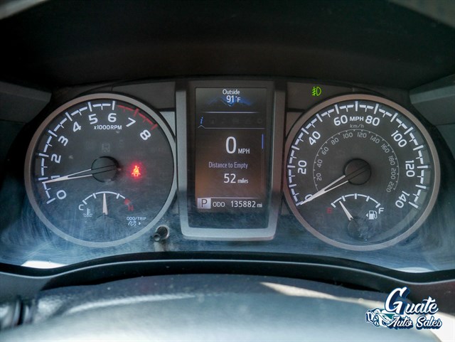 Toyota Tacoma photo 6