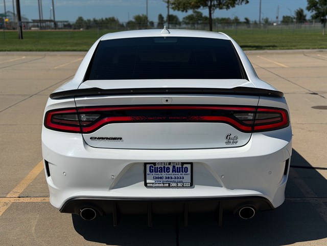 Dodge Charger photo 9