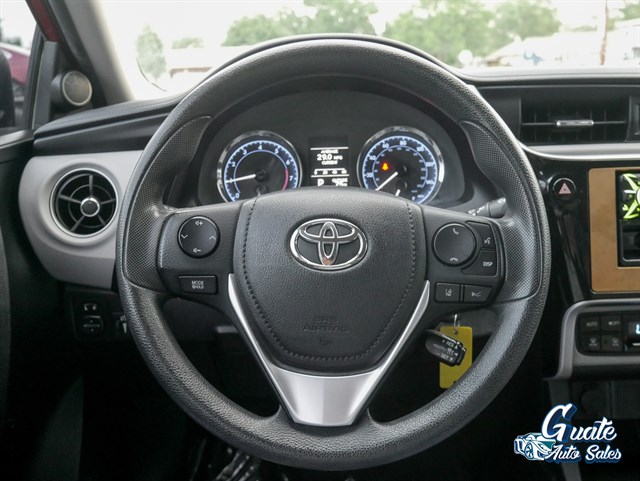 Toyota Corolla photo 7