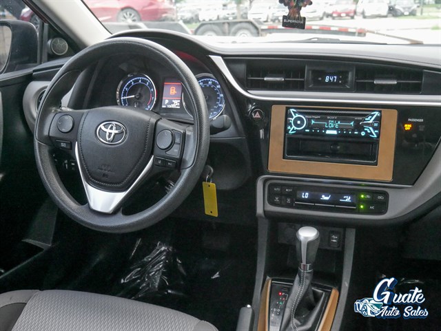 Toyota Corolla photo 8