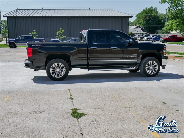 Chevrolet Silverado photo 14