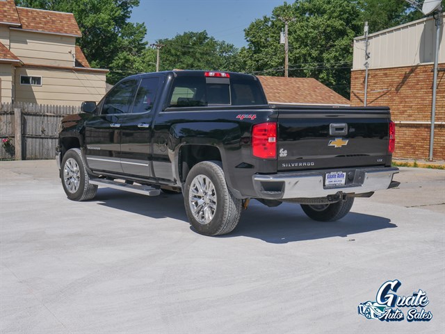 Chevrolet Silverado photo 11