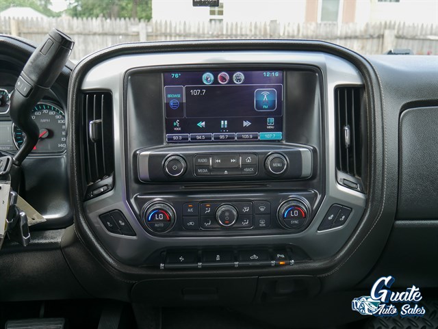 Chevrolet Silverado photo 8