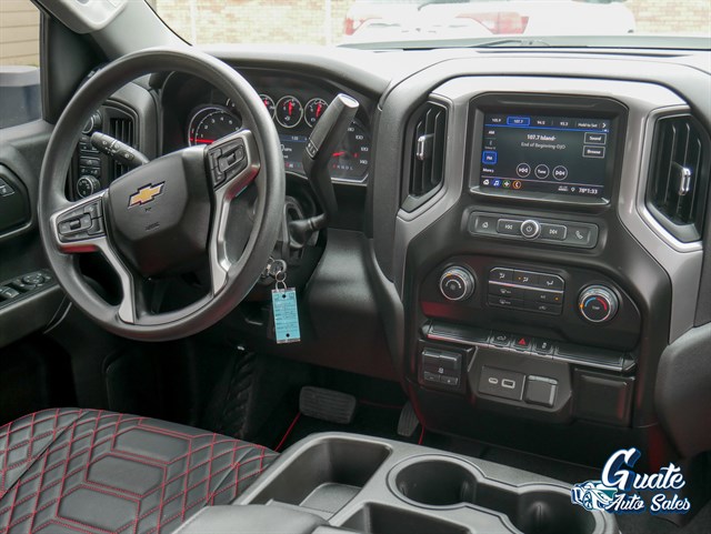 Chevrolet Silverado photo 9