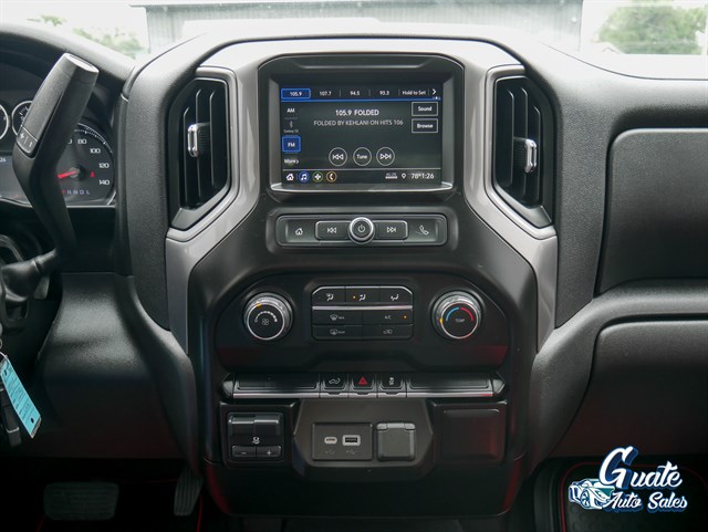 Chevrolet Silverado photo 8