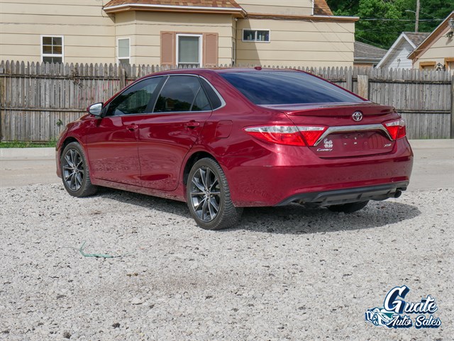 Toyota Camry photo 11