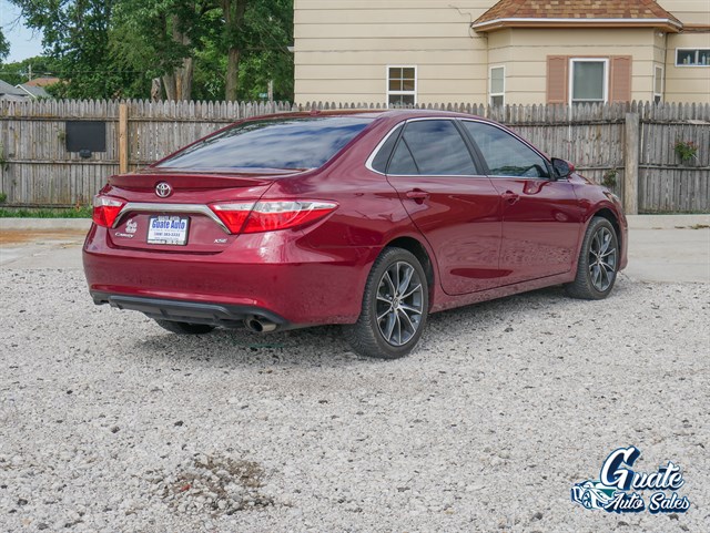 Toyota Camry photo 13