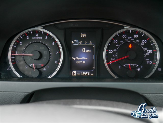 Toyota Camry photo 6