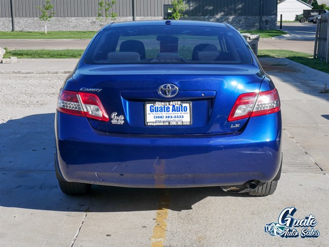 Toyota Camry photo 12