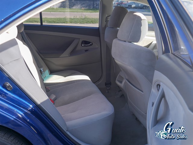 Toyota Camry photo 15