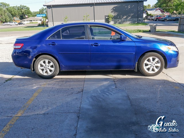 Toyota Camry photo 14