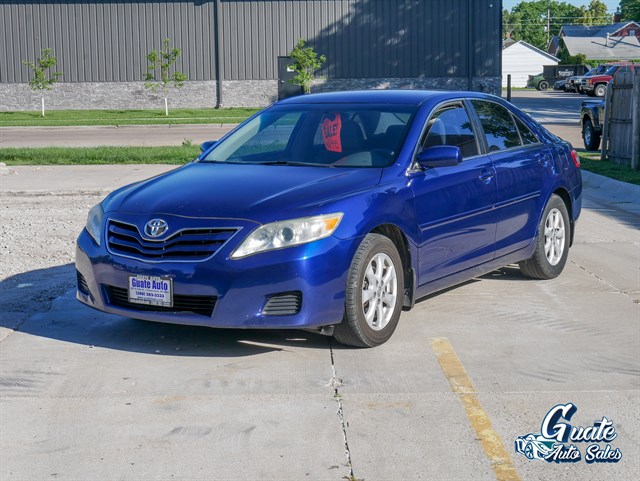 Toyota Camry photo 3