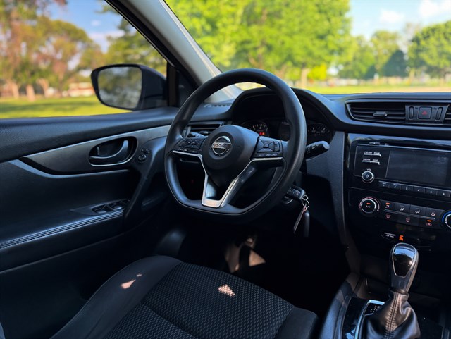 Nissan Rogue Sport photo 8